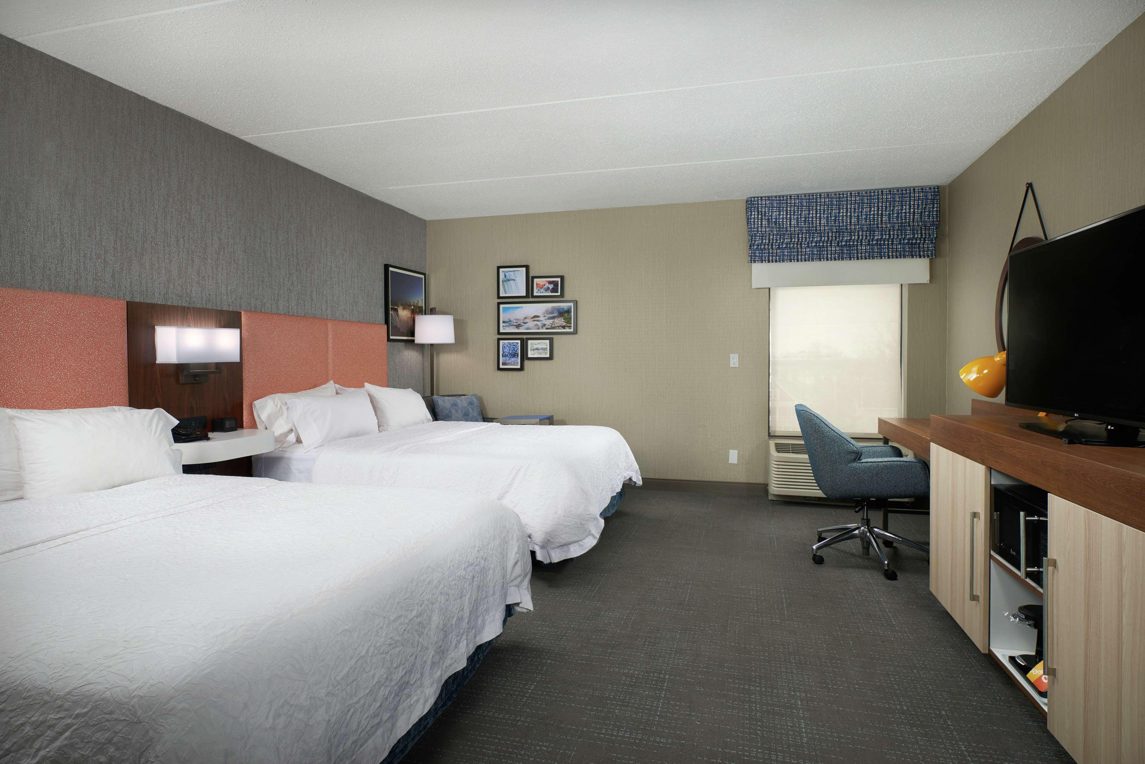 Hampton Inn Niagara Falls Eksteriør billede