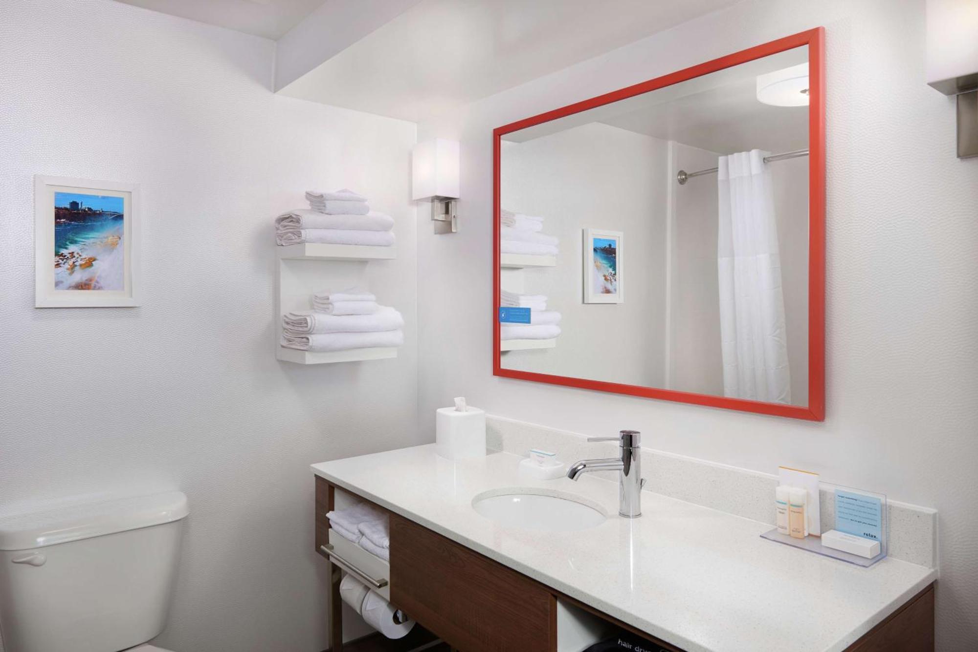 Hampton Inn Niagara Falls Eksteriør billede