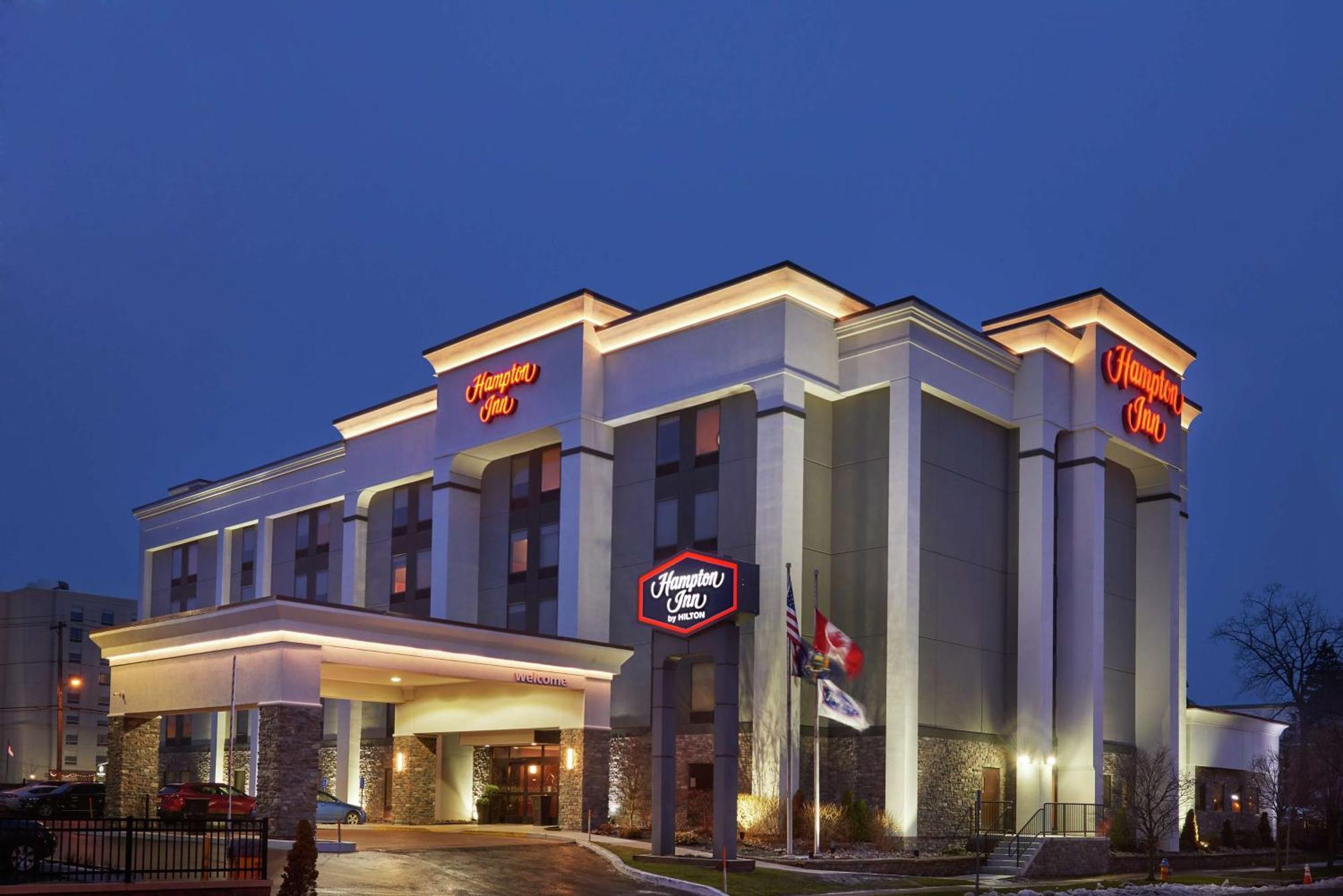 Hampton Inn Niagara Falls Eksteriør billede
