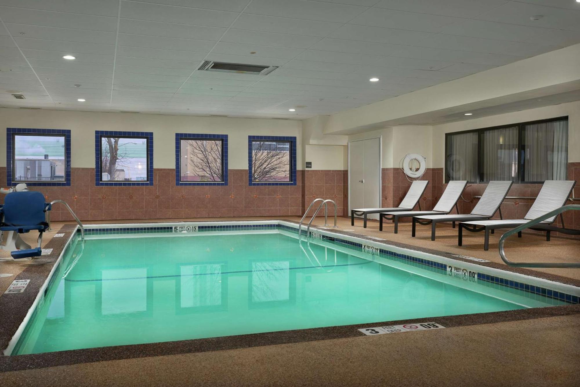Hampton Inn Niagara Falls Eksteriør billede
